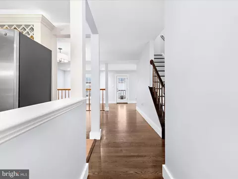 7993 Thrush Ct, Frederick, MD 21701 photo 3
