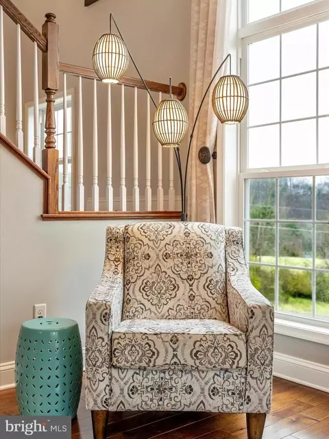 Entry Way - 6719 Plantation Rd, Frederick, MD 21701 photo 4 of 6