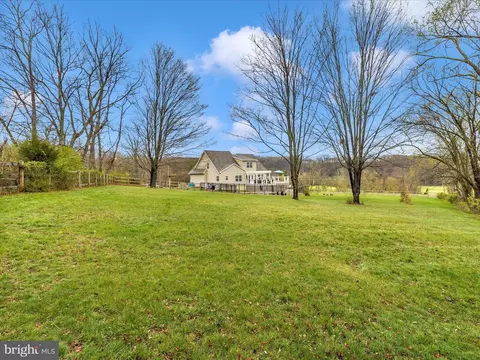 View/Area - 6719 Plantation Rd, Frederick, MD 21701 photo 1 of 3