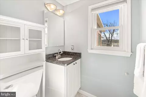 Bath - 4534 E Basford Rd, Frederick, MD 21703 photo 3 of 3