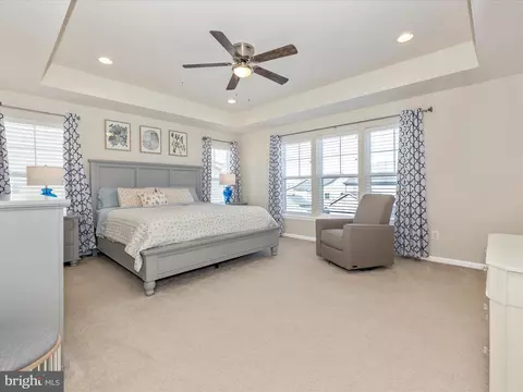 Bedroom - 5512 Hawk Ridge Rd, Frederick, MD 21704 photo 1 of 6