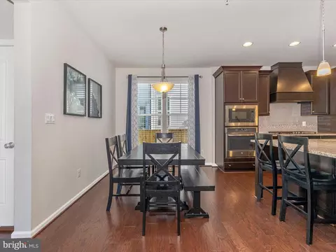 Dining - 5512 Hawk Ridge Rd, Frederick, MD 21704 photo 2 of 3