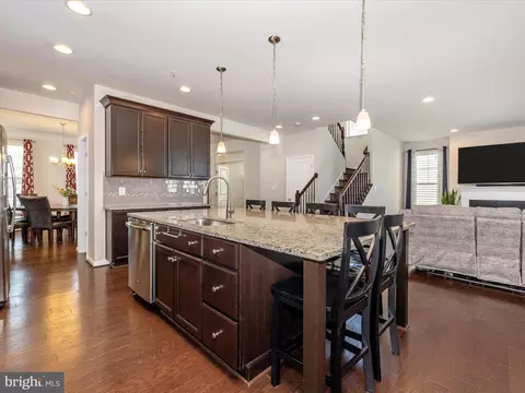 Kitchen - 5512 Hawk Ridge Rd, Frederick, MD 21704 photo 4 of 5
