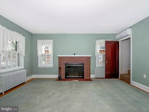 Living - 24 W 12th St, Frederick, MD 21701 photo 2 of 5
