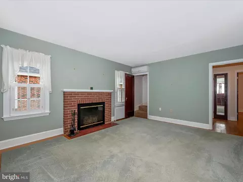 Living - 24 W 12th St, Frederick, MD 21701 photo 4 of 5