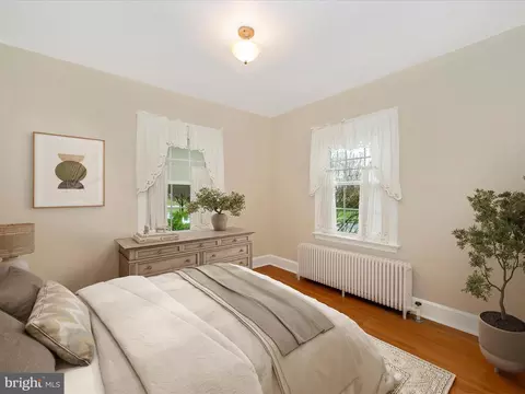 Bedroom - 24 W 12th St, Frederick, MD 21701 photo 4 of 7