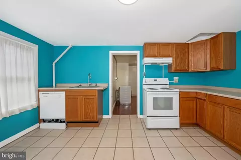Kitchen - 9 W South St, Frederick, MD 21701 photo 5 of 7
