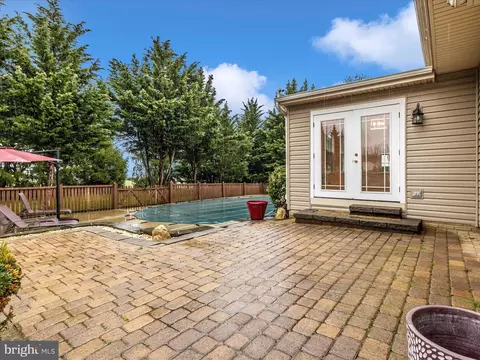 Exterior - 840 Geronimo Dr, Frederick, MD 21701 photo 1 of 15