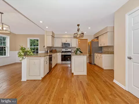 Kitchen - 840 Geronimo Dr, Frederick, MD 21701 photo 6 of 6