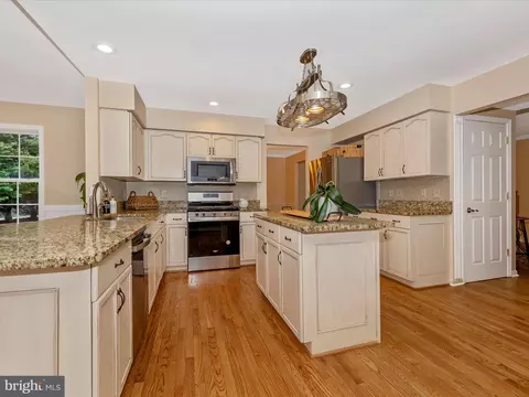 Kitchen - 840 Geronimo Dr, Frederick, MD 21701 photo 5 of 6