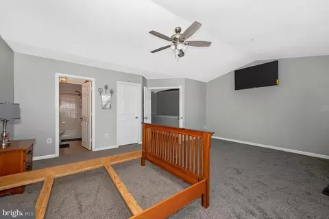 Bedroom - 5185 Duke Ct, Frederick, MD 21703 photo 3 of 4