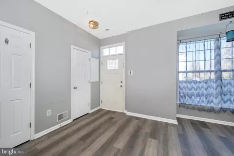 Entry Way - 5185 Duke Ct, Frederick, MD 21703 photo 1 of 11