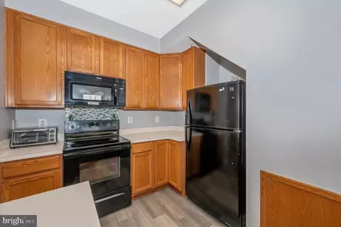 Kitchen - 5185 Duke Ct, Frederick, MD 21703 photo 4 of 5