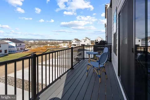 Exterior - 366 Tiller St, Frederick, MD 21701 photo 2 of 3