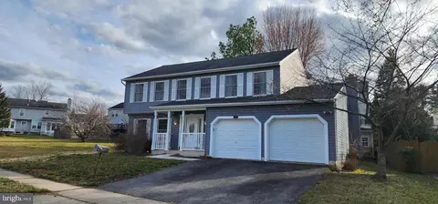 1416 Hunting Horn Ln, Frederick, MD 21703