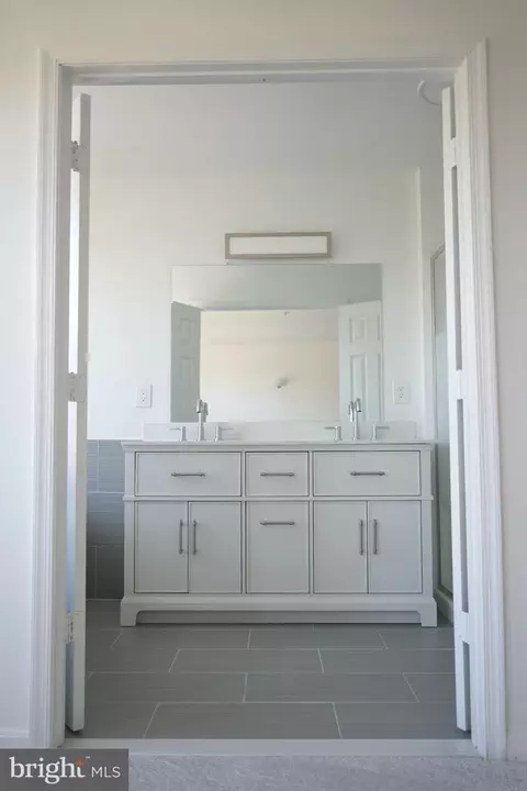 Bath - 5039 Saint Simon Ter, Frederick, MD 21703 photo 4 of 12