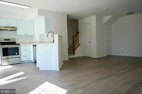 Living - 5039 Saint Simon Ter, Frederick, MD 21703 photo 2 of 2