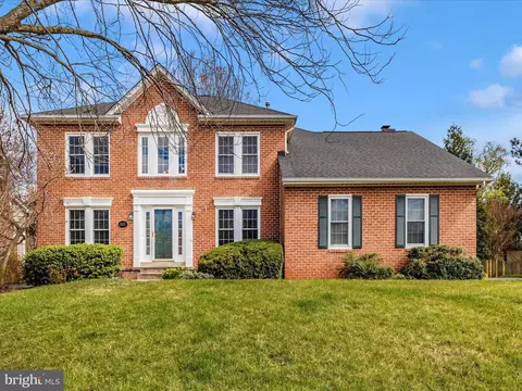 Exterior - 2432 Cobblestone Way, Frederick, MD 21702 photo 2 of 17