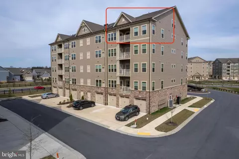 3282 Pine Needle Cir #402, Frederick, MD 21704
