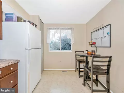 Kitchen - 6629 Haydown Ct, Frederick, MD 21703 photo 5 of 5