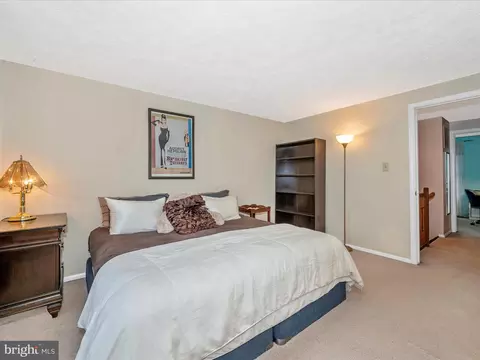 Bedroom - 6629 Haydown Ct, Frederick, MD 21703 photo 5 of 7