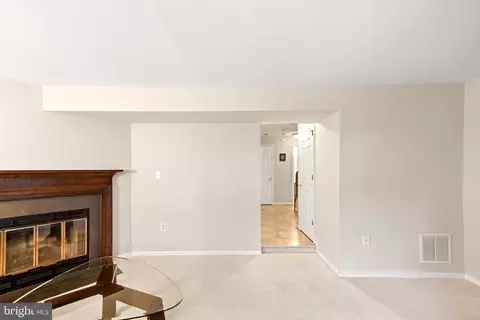 Living - 8002 Reed Ct, Frederick, MD 21701 photo 5 of 6