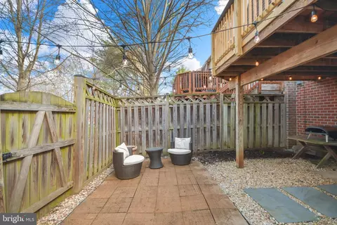 Exterior - 8002 Reed Ct, Frederick, MD 21701 photo 8 of 14