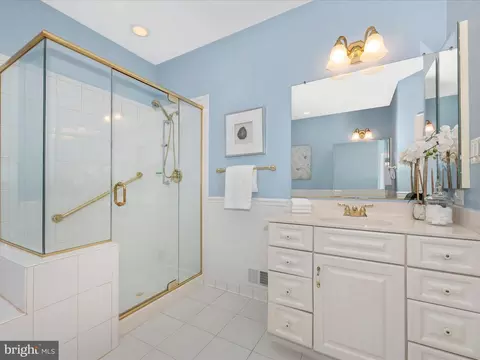 Bath - 2699 Monocacy Ford Rd, Frederick, MD 21701 photo 3 of 5