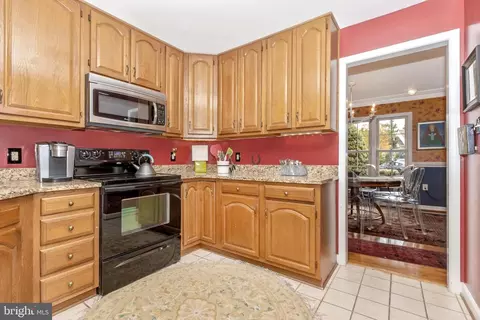 833 Dunbrooke Ct, Frederick, MD 21701 photo 12