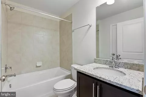 Bath - 362 Tiller St, Frederick, MD 21701 photo 3 of 5