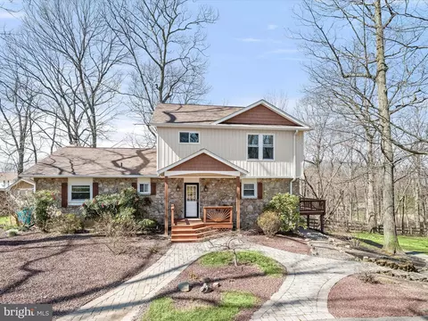 4312 B Langdon Dr, Mount Airy, MD 21771