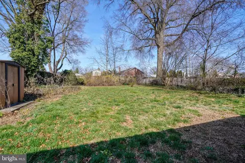 Exterior - 421 Lee Pl, Frederick, MD 21702 photo 3 of 4