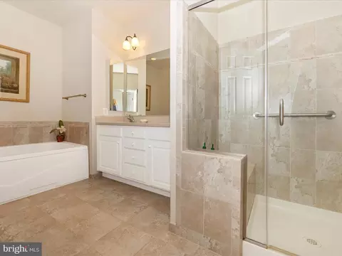 Bath - 2421 Mill Race Rd, Frederick, MD 21701 photo 2 of 5