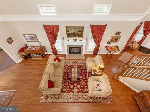 Living - 2421 Mill Race Rd, Frederick, MD 21701 photo 6 of 11
