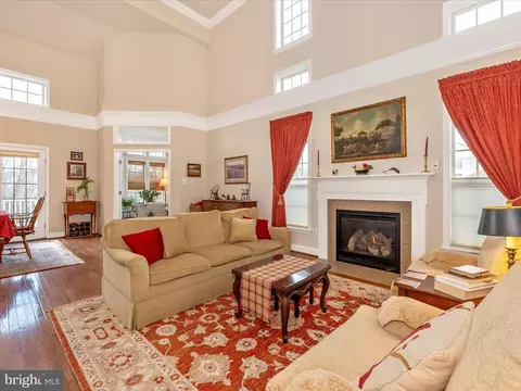 Living - 2421 Mill Race Rd, Frederick, MD 21701 photo 3 of 11