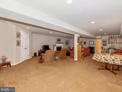 Living - 2421 Mill Race Rd, Frederick, MD 21701 photo 11 of 11