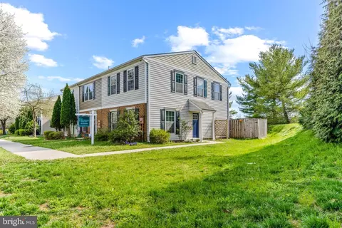 571 Lancaster Pl, Frederick, MD 21703