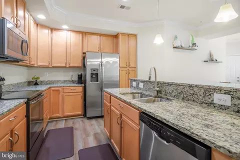 Kitchen - 6460 Alan Linton Blvd E, Frederick, MD 21703 photo 5 of 5