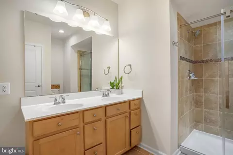 Bath - 6460 Alan Linton Blvd E, Frederick, MD 21703 photo 4 of 5