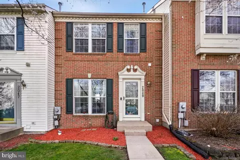 2049 Sumner Dr, Frederick, MD 21702