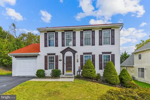 27 Irishtown Dr, Emmitsburg, MD 21727