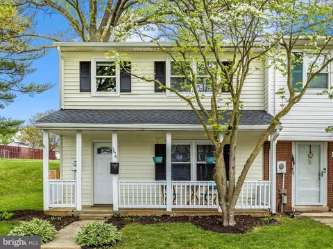 1016 Peach Orchard Ln, Brunswick, MD 21716