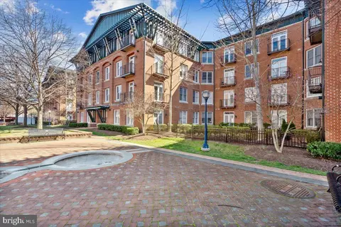 35 E All Saints St #315, Frederick, MD 21701