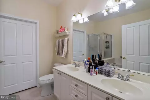 Bath - 2500 Waterside Dr #415, Frederick, MD 21701 photo 3 of 4