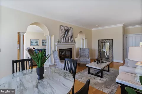 Living - 2500 Waterside Dr #415, Frederick, MD 21701 photo 3 of 6