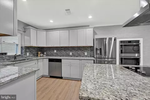Kitchen - 4910 Reels Mill Rd, Frederick, MD 21704 photo 4 of 5