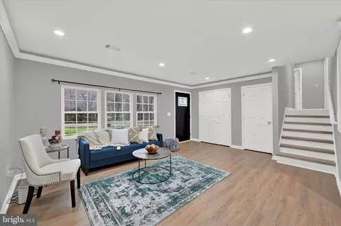 Entry Way - 4910 Reels Mill Rd, Frederick, MD 21704 photo 2 of 13