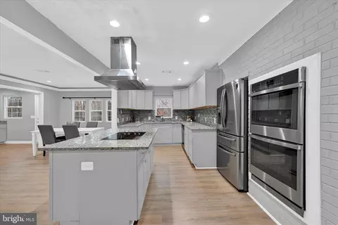 Kitchen - 4910 Reels Mill Rd, Frederick, MD 21704 photo 2 of 5