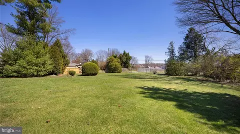 Exterior - 7819 Spout Spring Rd, Frederick, MD 21702 photo 15 of 20