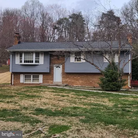 3929 Sugarloaf Dr, Monrovia, MD 21770